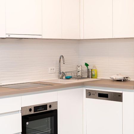 Golden Apartment Скопие Екстериор снимка