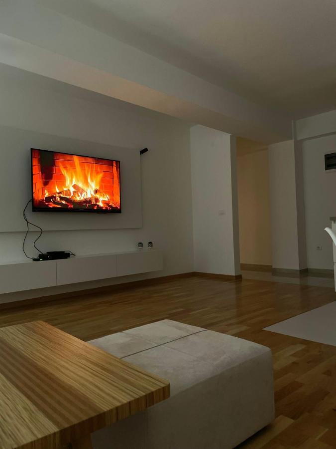 Golden Apartment Скопие Екстериор снимка