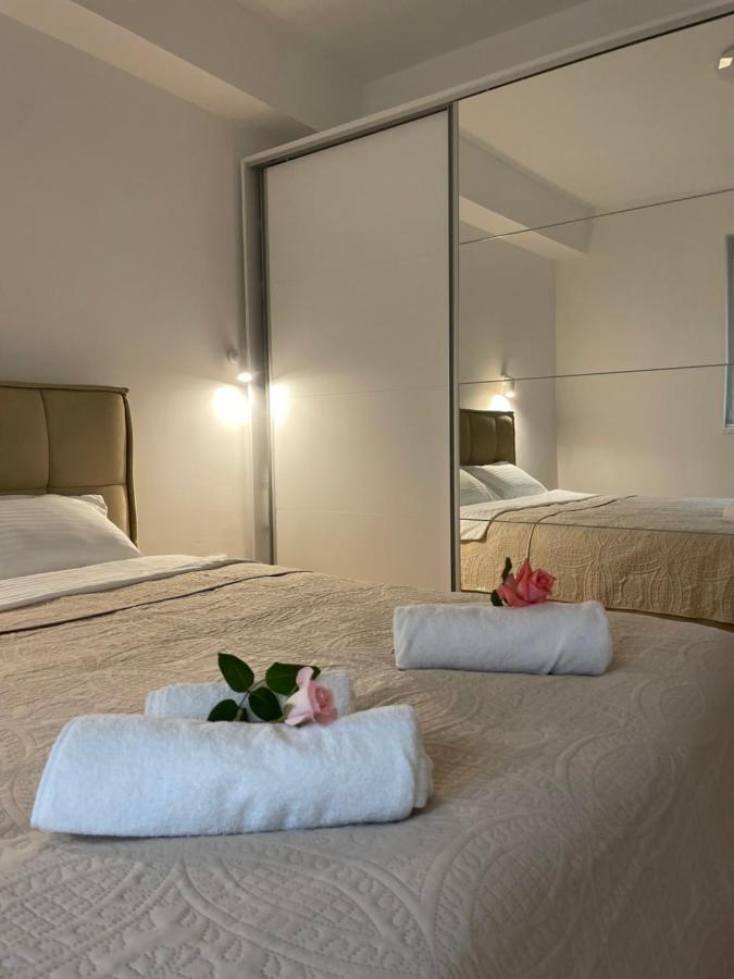 Golden Apartment Скопие Екстериор снимка